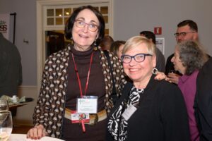 Adrienne Jaret, Laurie Petersen